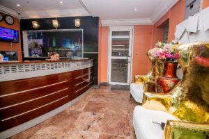 Elegance Suite Hotel